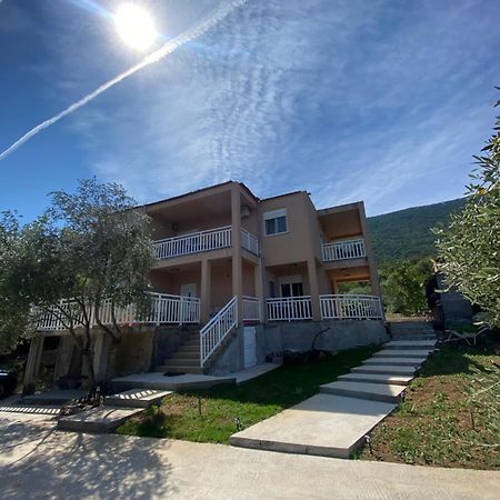 Apartments D&D Osobjava Ngoại thất bức ảnh